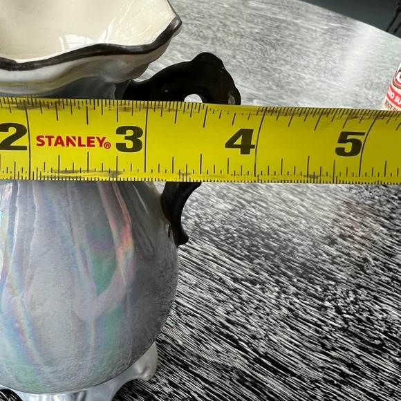 Pair of purple‎ and black luster vases made in Slovakia - Picture 8 of 8